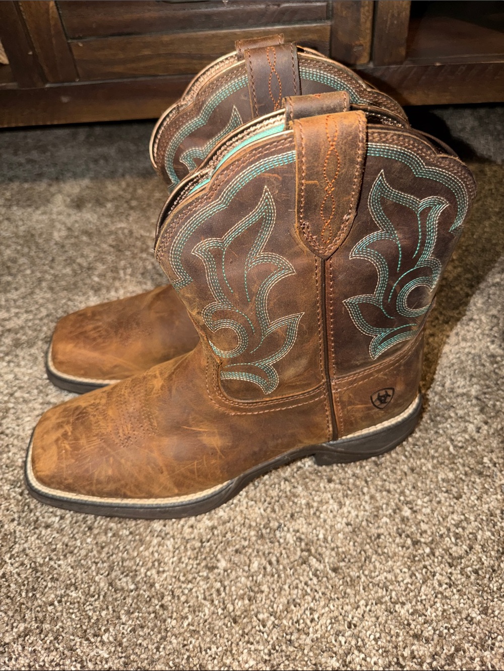 Ariat Brown Womens Size 9 Western Boots with Teal Stitching